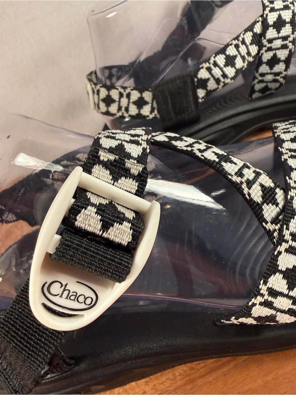 Chaco Z/2 Cloud Black and White Sandals Size 9 NWOT - Picture 3 of 12